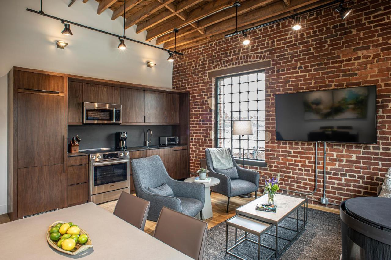Elevation Lofts Hotel Эшвилл Экстерьер фото