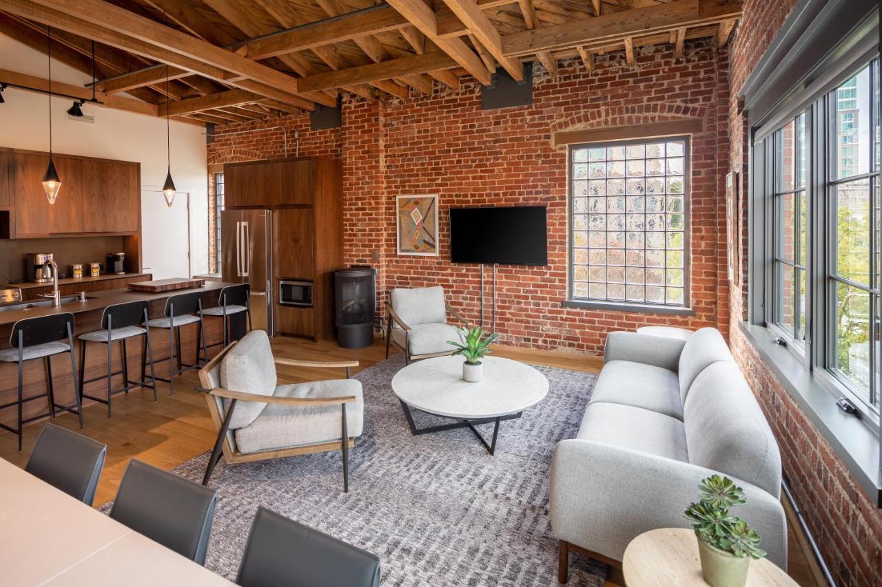 Elevation Lofts Hotel Эшвилл Экстерьер фото