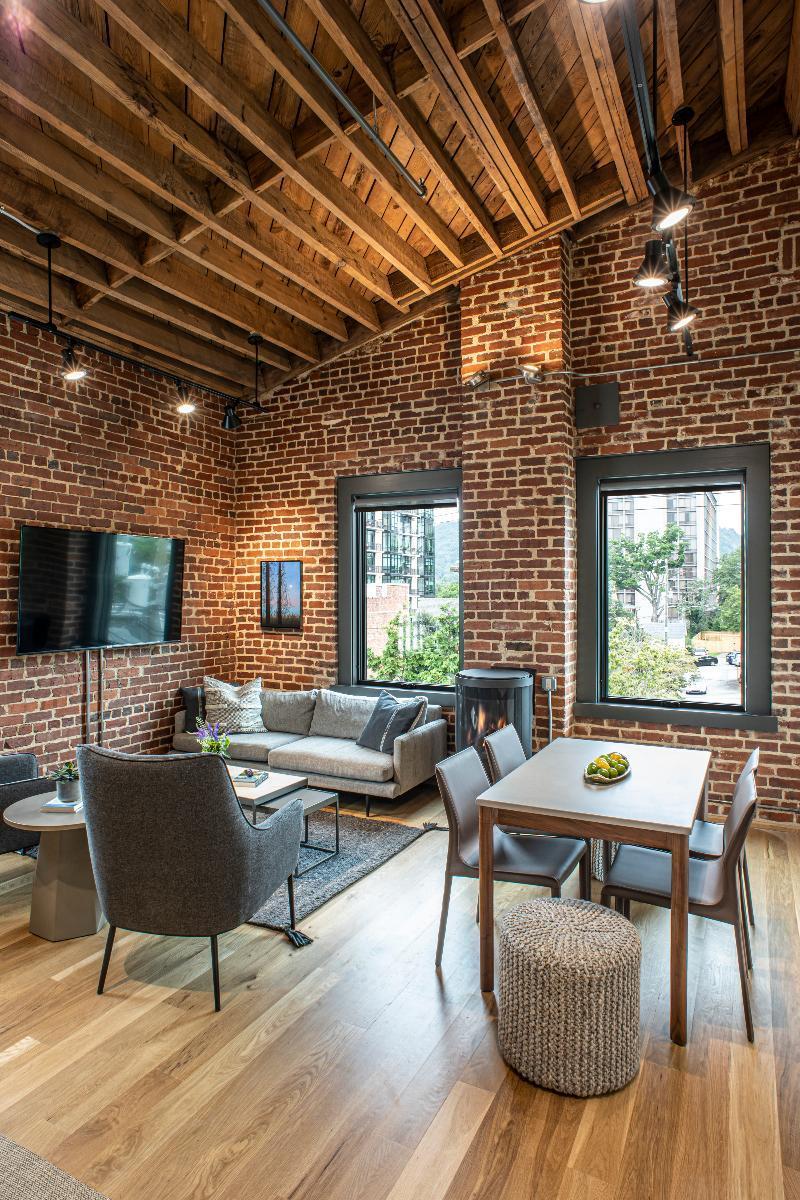 Elevation Lofts Hotel Эшвилл Экстерьер фото